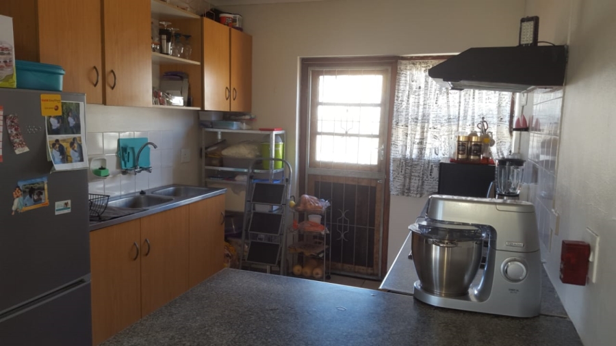 2 Bedroom Property for Sale in Bernadino Heights Western Cape
